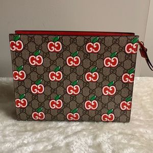Gucci GG Supreme Monogram Apple Large Cosmetic Case Beige Multicolor Lobster Red
